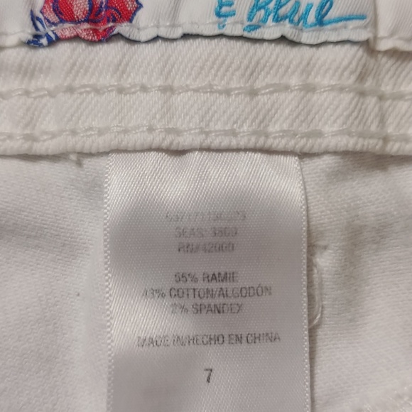 Jeans - Picture 4 of 5